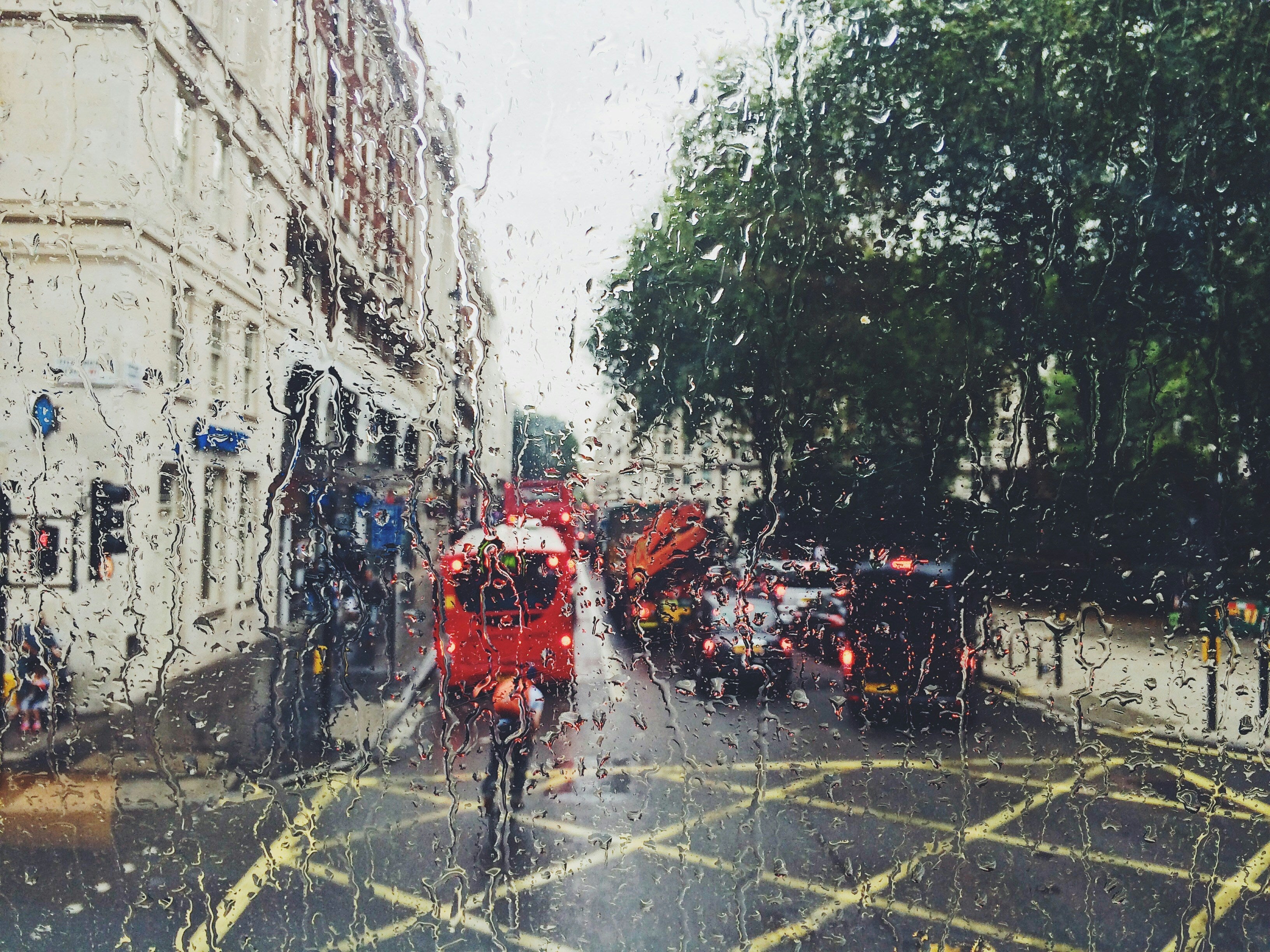 How Shorter, Gloomy Days Impact Your Mood, Productivity, and Sleep